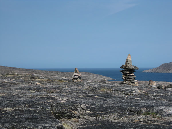 Inuksuit près d’Ivujivik, Nunavik